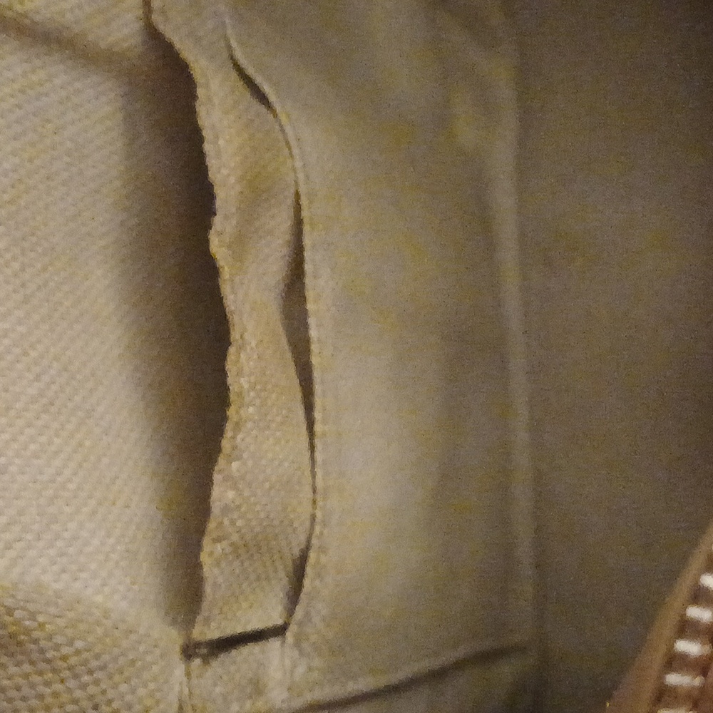 Gucci Tan Leather Shoulder Bag - Picture 6 of 9